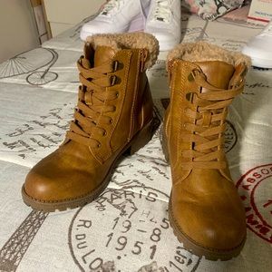 Madden Girl Womens Frannkie Faux Fur Boots